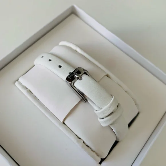 BNWB: Folli Follie Watch - Picture 4 of 4